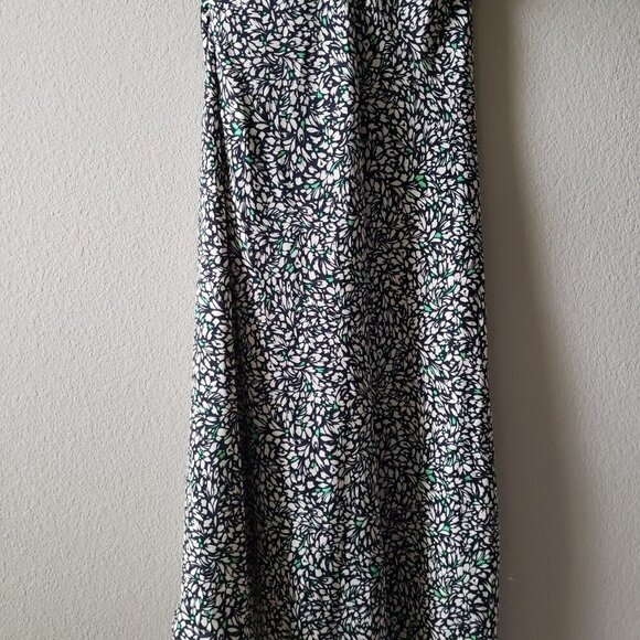 Women's Crepe Short Flutter Sleeve Midi Dress A New Day Green Floral Size Small - Picture 11 of 16